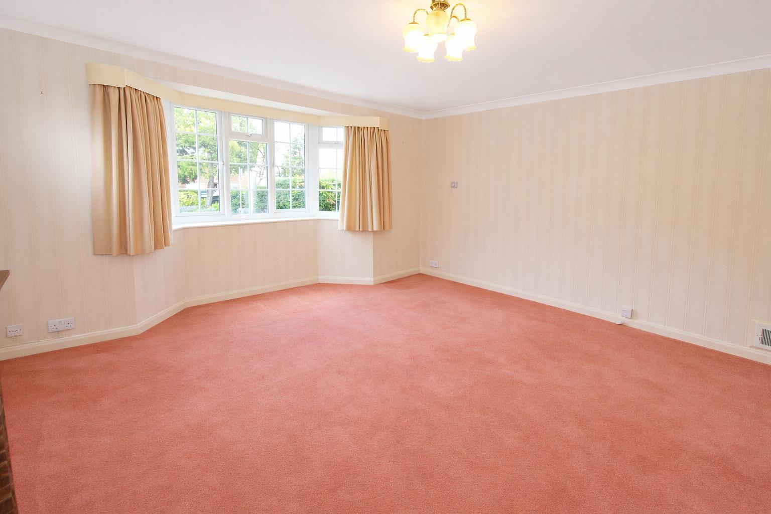 2 bed property in Hemingford Road, Sutton
